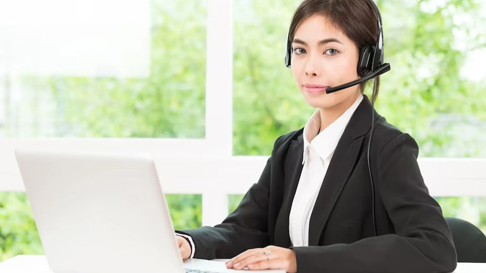 Đội ngũ hỗ trợ khách hàng Zowin chuyên nghiệp