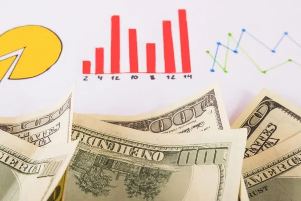 Biểu tượng bảo vệ dữ liệu và lá chắn quyền riêng tư tượng trưng cho GDPR tại Zowin